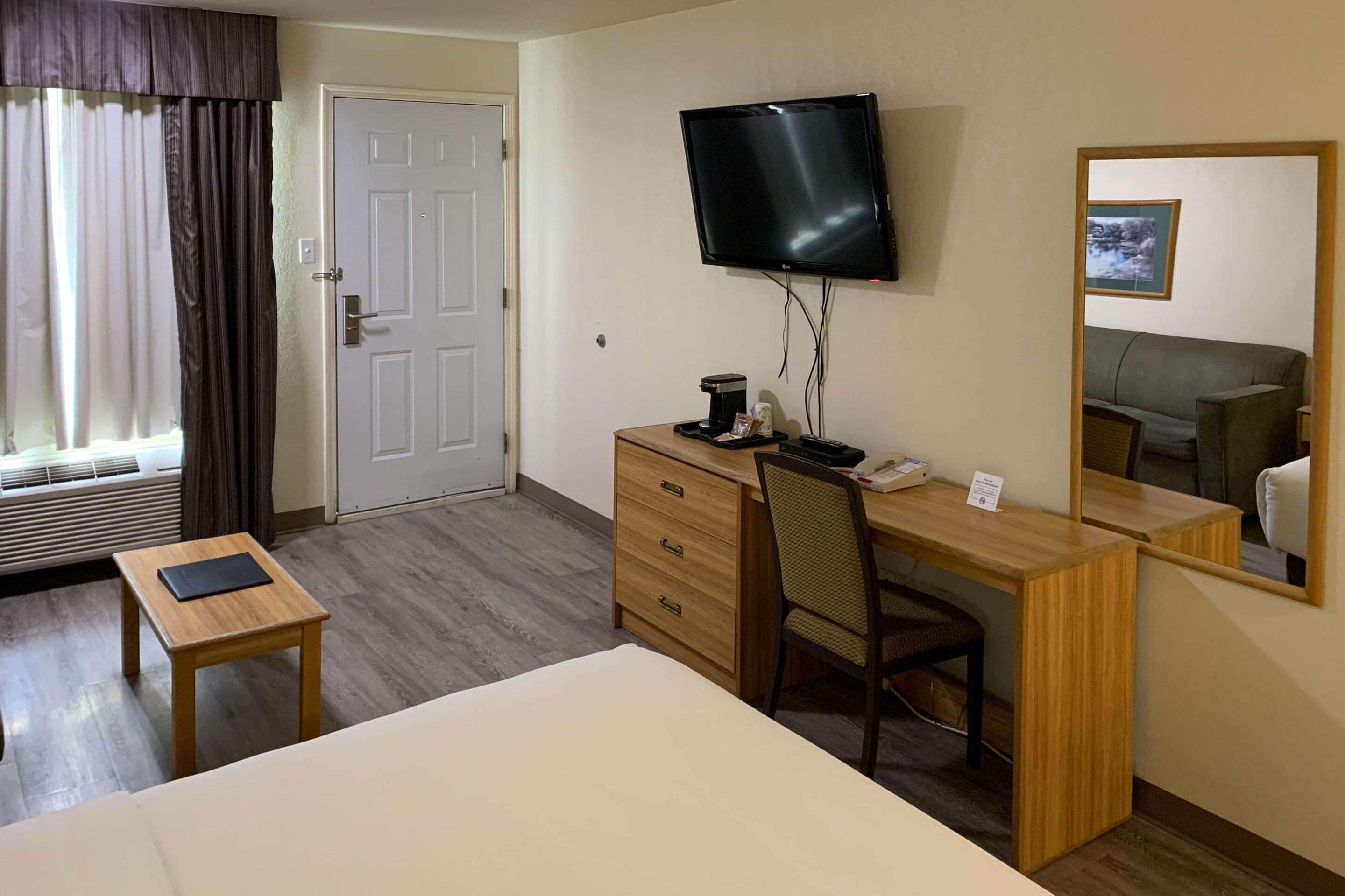 Rodeway Inn Swansea Luaran gambar