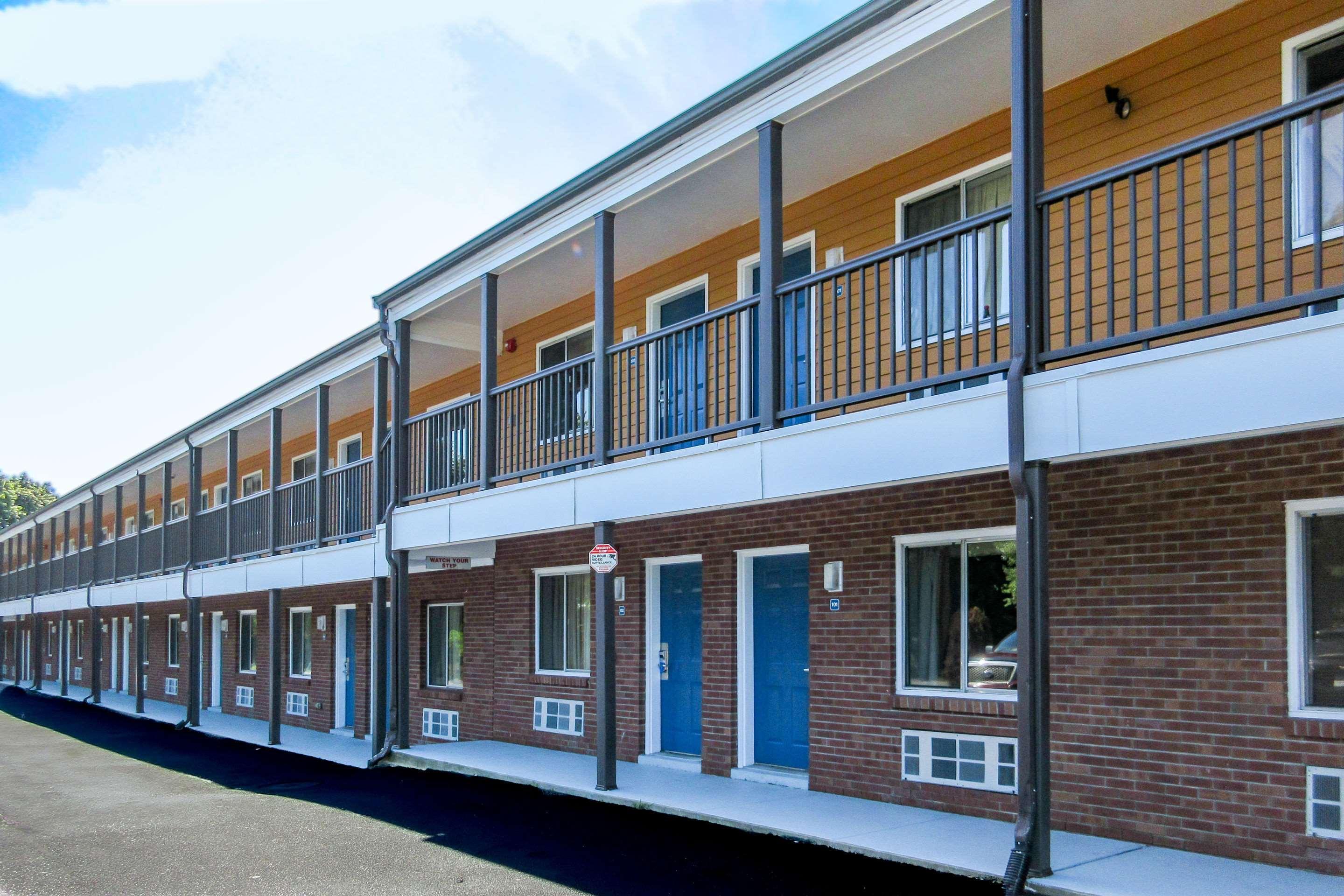 Rodeway Inn Swansea Luaran gambar